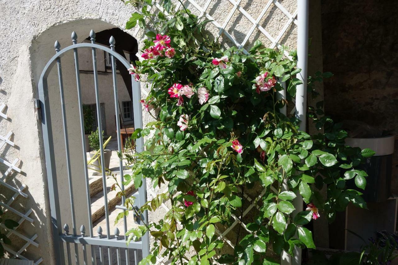 Privatunterkunft La Maison De Rose Limeray